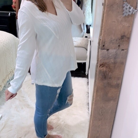 Noracora white top size large - Picture 3 of 7